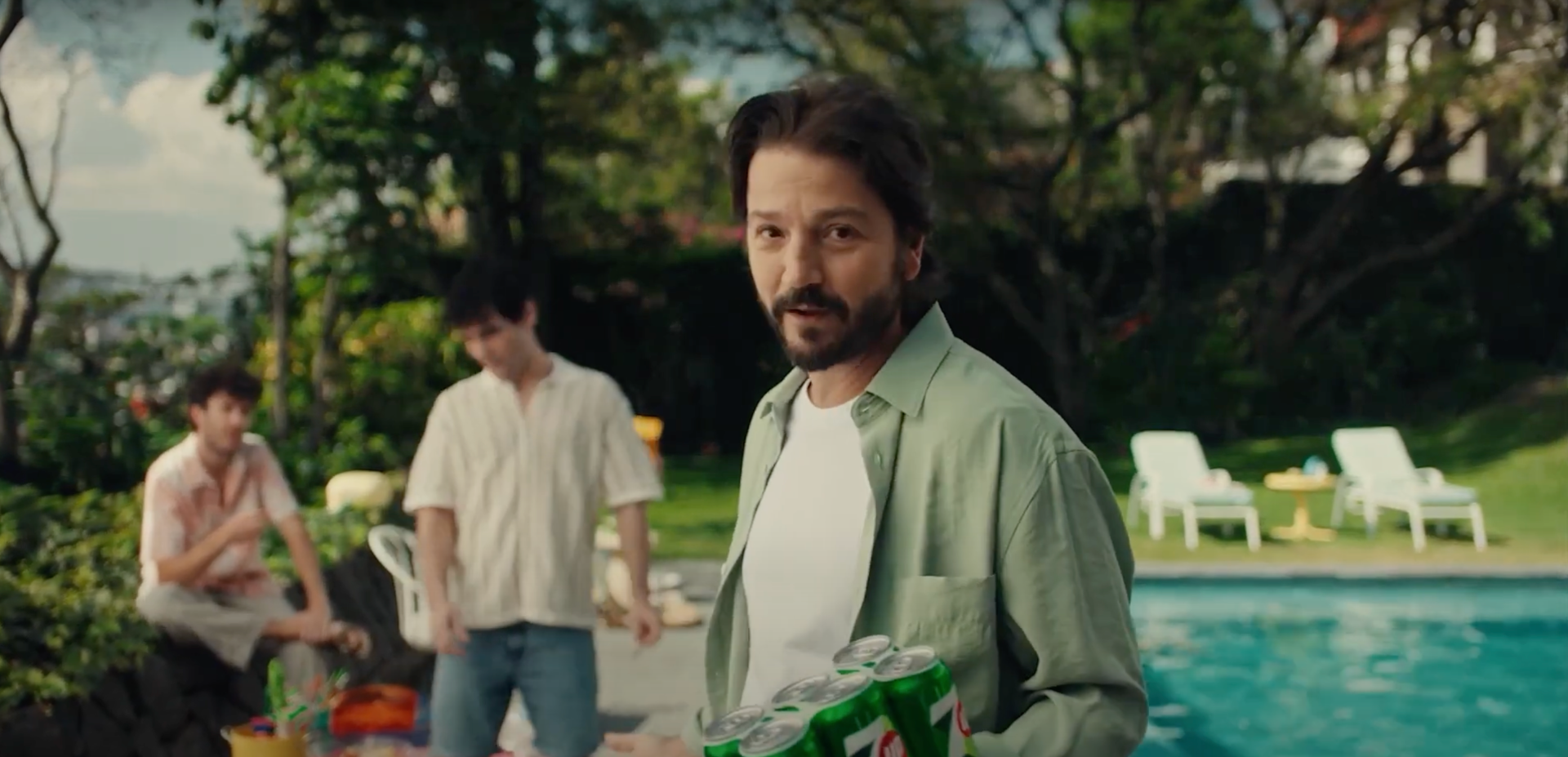 7up - Supporting actor